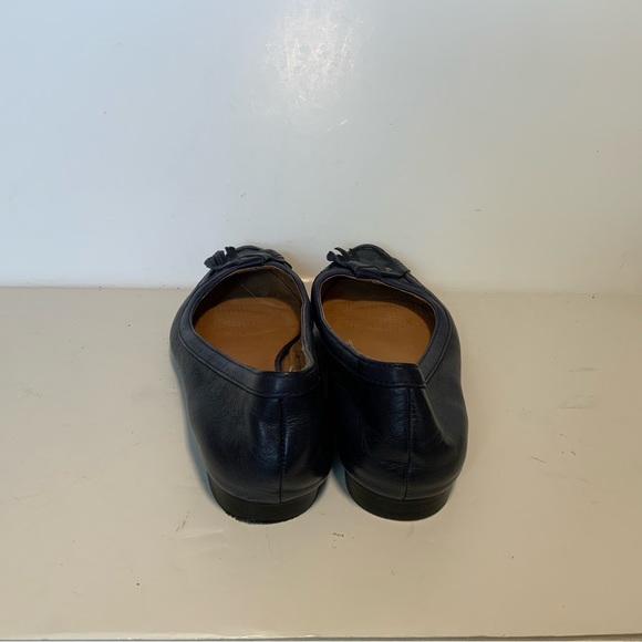 Córso Como Navy Blue Pointed Toe Flats - Picture 5 of 6